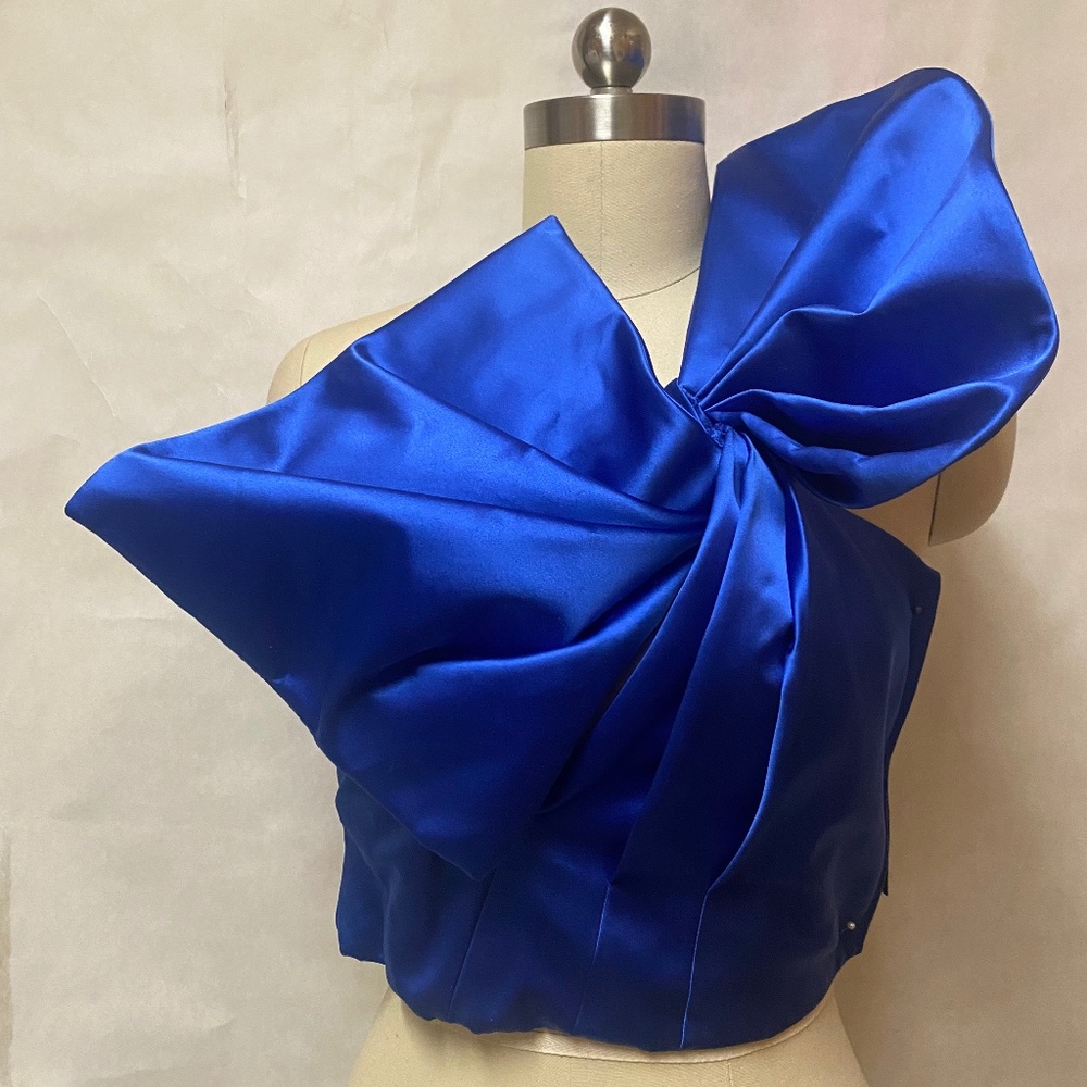 YSL ONE SHOULDER TOP